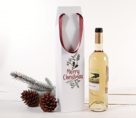 Cardboard wine box with Christmas print