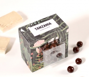Transparent box for chocolate balls