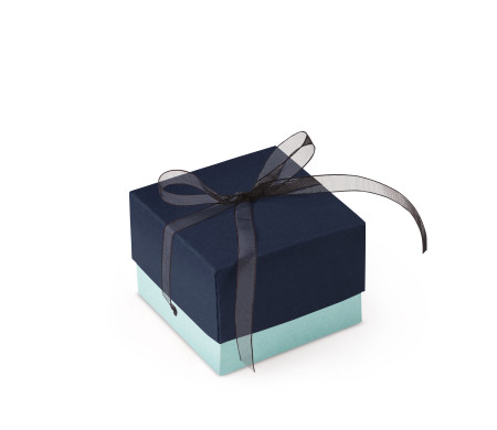 Schöne Geschenkbox mit Deckel und Schleife