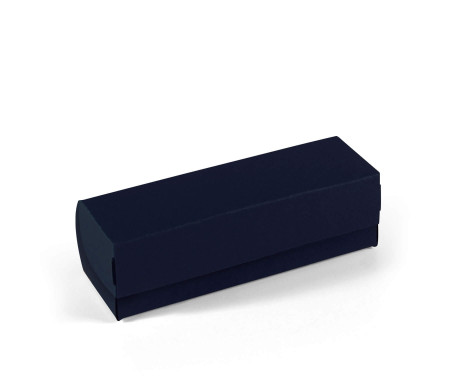 Elongated box with lid for macarons