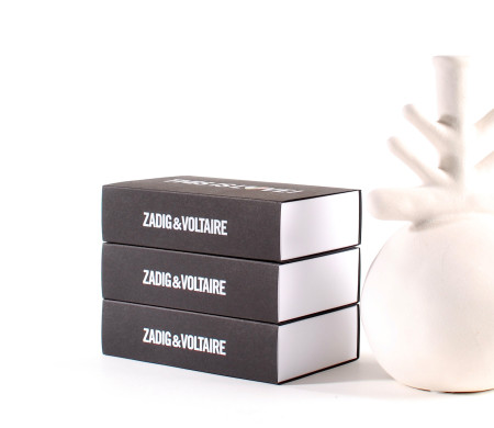 Beispiel für Premium-Verpackung von Zadig & Voltaire | SelfPackaging