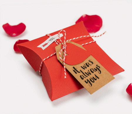 Pillow box for jewellery | Customisable and in 4 sizes