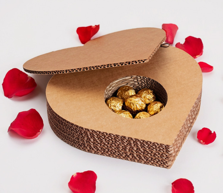Cardboard Heart Box | SelfPackaging
