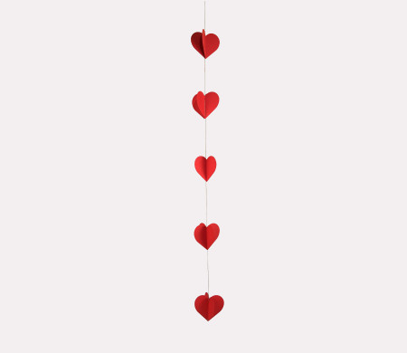Herzgirlande Valentinstag | Schaufensterdekoration Retail