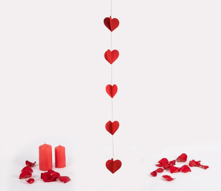 Herzgirlande Valentinstag | Schaufensterdekoration Retail