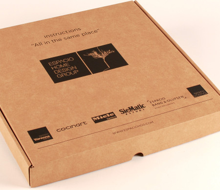 Packaging for B2B corporate kits