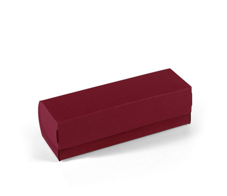 Elongated box with lid for macarons