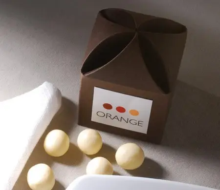 Box for hotels’ “welcome...