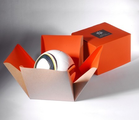 Orange Bicolour Gift Box with a Unique Opening 