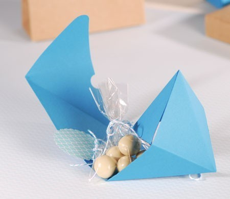 Boîte Bleue Triangulaire pour Friandises Boîte Bleue Triangulaire pour Friandises