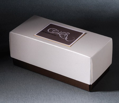 Zweifarbige Geschenkbox mit mehr Wirkung