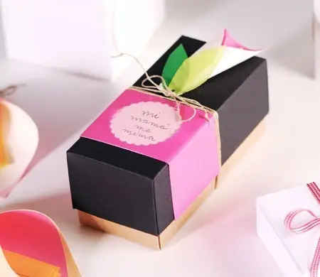 Little box to give as a...
