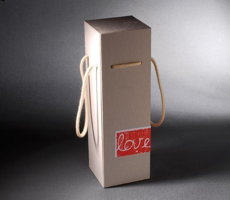 Gift box with label for wine bottles