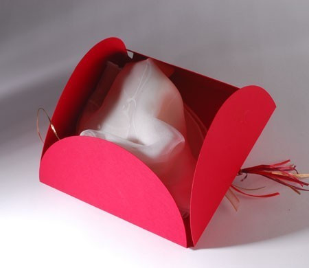 Boîte à Foulard Rouge