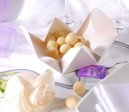 Original gift box for wedding favours