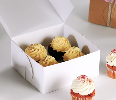 Box for 4 cupcakes with cardboard lid