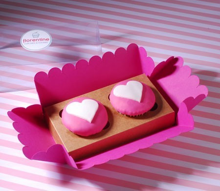 Box für zwei Cupcakes mit Etikett