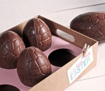 Cardboard tray for Easter eggs