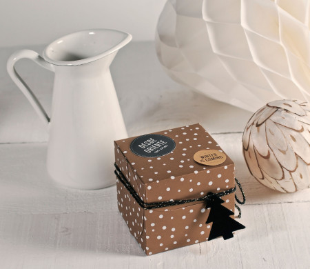 Idea: Scatolina Quadrata Natale | SelfPackaging