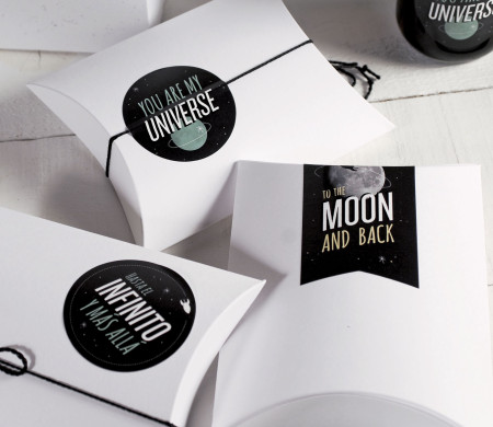 Originelle Geschenkbox mit Dekoration