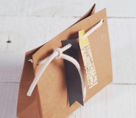 Petit Sac à Cadeaux avec Décoration