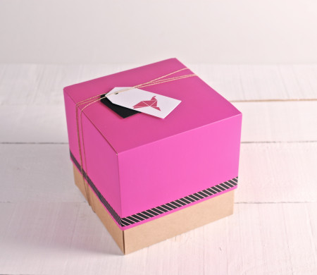 Rosa Überraschungsbox für kleine Geschenke und Details
