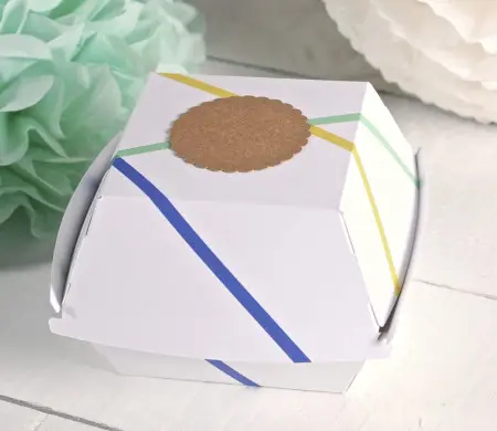 Caja de hamurguesas decorada