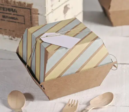 Hamburger Box Dekoriert