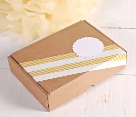 Caja rectangular con...