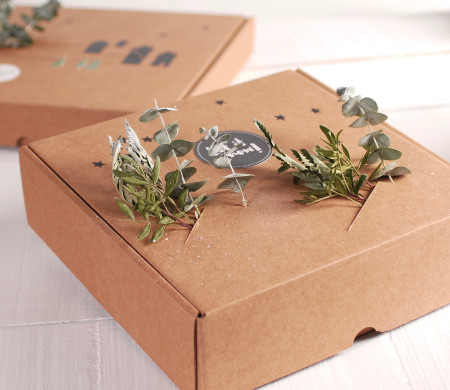 Caja para Envíos navideña Caja para Envíos navideña