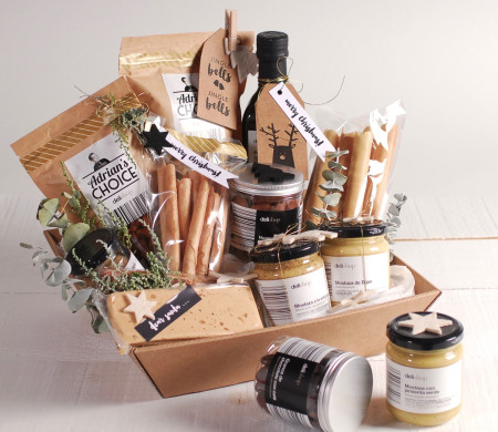 Christmas hamper tray