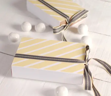 Cajita para peladillas para...