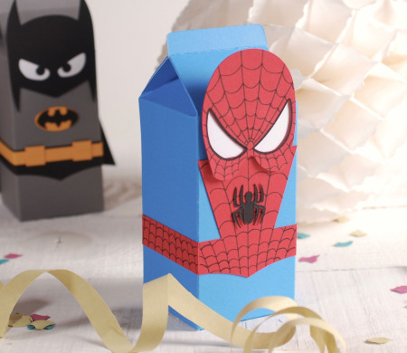 Une Petite Boîte de Superhéros à Offrir