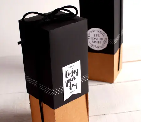Box to give bottles as gifts