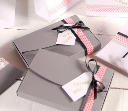Caja con mensaje romántico