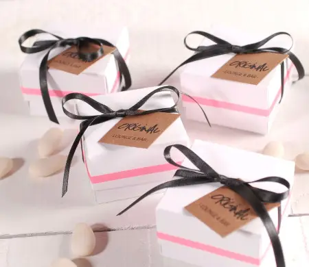Caja regalo pequeña para detalles de marca | Con tapa