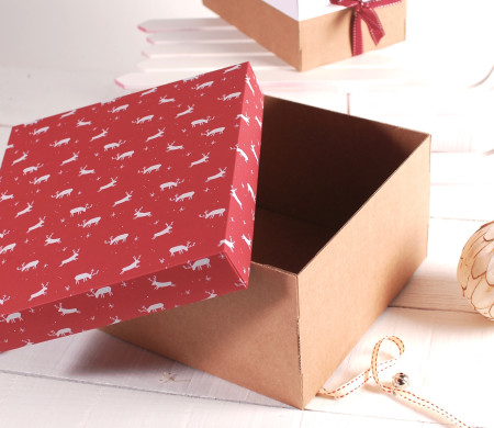 Dekorierter Kasten für Weihnachten