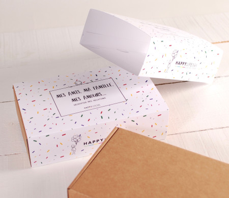 Box with a fully customisable sleeve