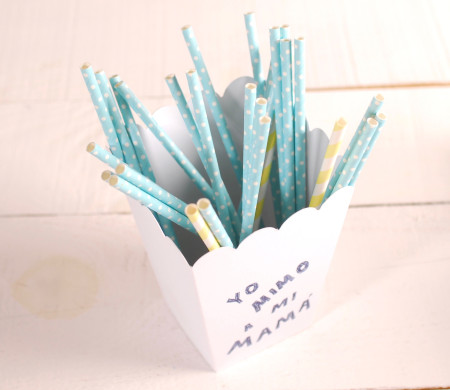 Popcorn-Schachtel mit-Dekoration