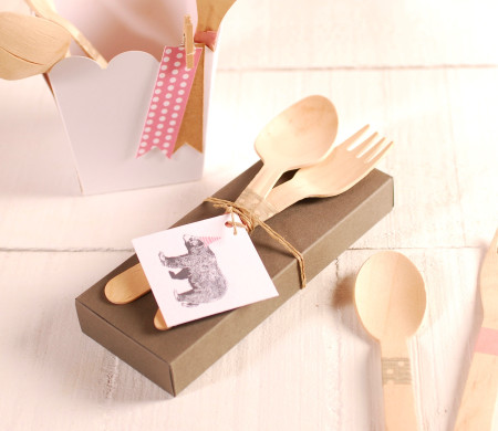 Decoración cajita de cubiertos
