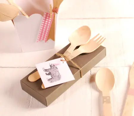 Decoración cajita de cubiertos