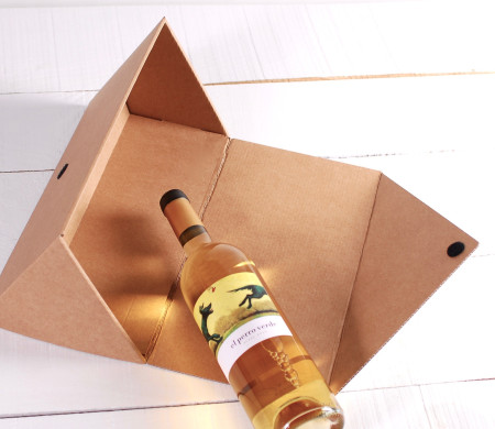 Idea: Scatola Vino Triangolare | SelfPackaging