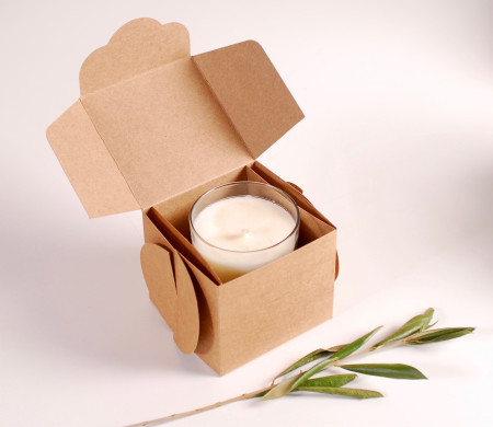 Caja cuadrada de cartón para velas