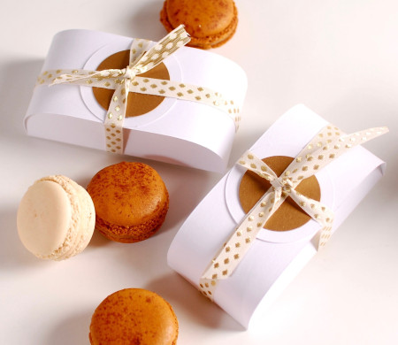 scatola per due macaron decorata