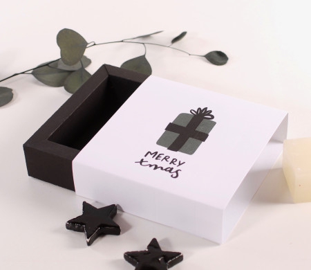 Boîte carrée avec ceinture de Noël Boîte carrée avec ceinture de Noël