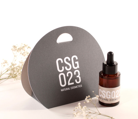 Elegant cardboard bag for cosmetics