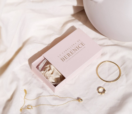 Rechteckige Schachtel, perfekt für Schmuck