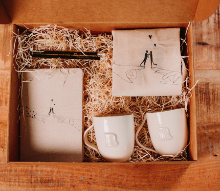 Gift pack for couples