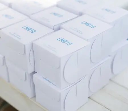 Box for cinnamon roll