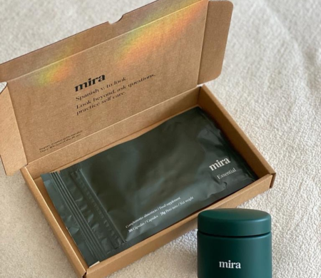 Scatola di spedizione postale "Themiralab"